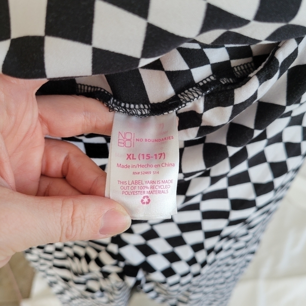 No Boundaries 2pc black & white checker psychedelic pattern butter soft flare XL - Picture 6 of 10